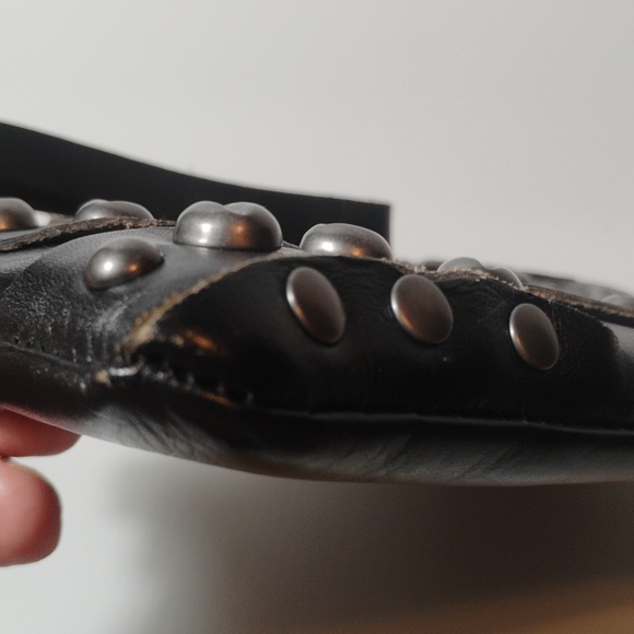 Patricia Nash Black Studded Cassini Wristlet Amazing Black Leather W/Metal Rivet - Picture 5 of 11